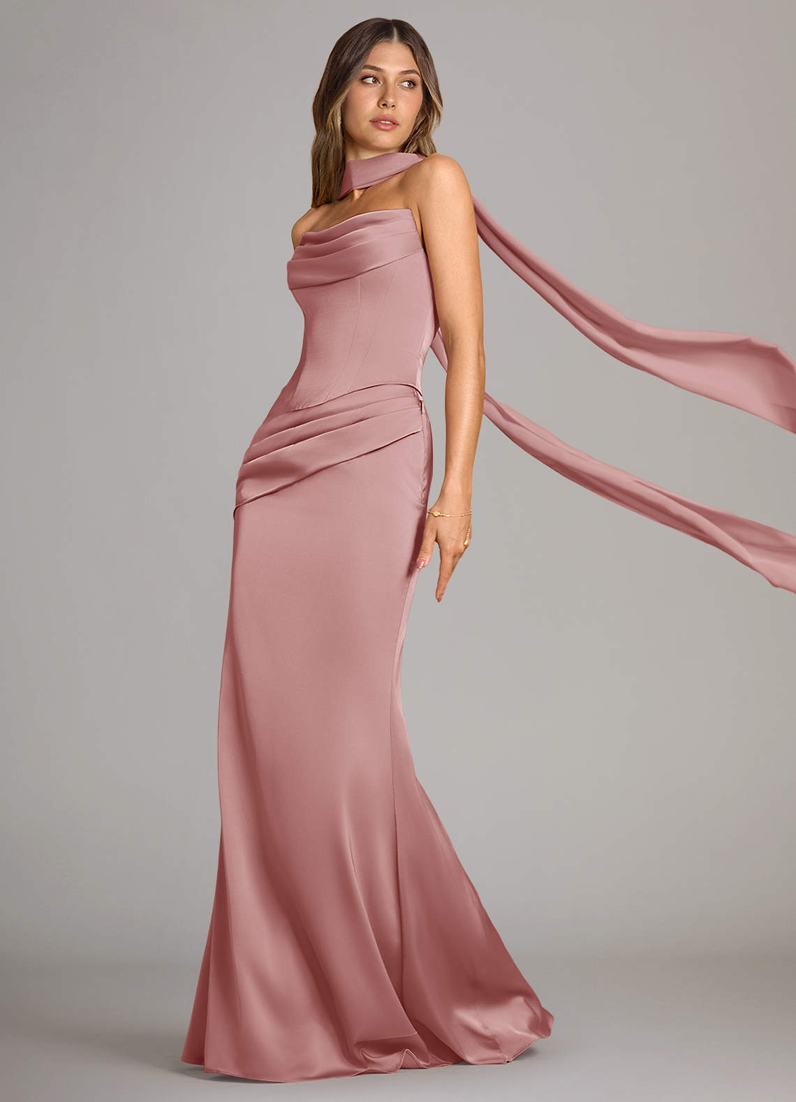 Azazie Sorrel Vestidos de damas de honor Vestido de Rosa Polvorienta de Satén Elástico de Corte Sirena Convertible con Sin tirantes image3