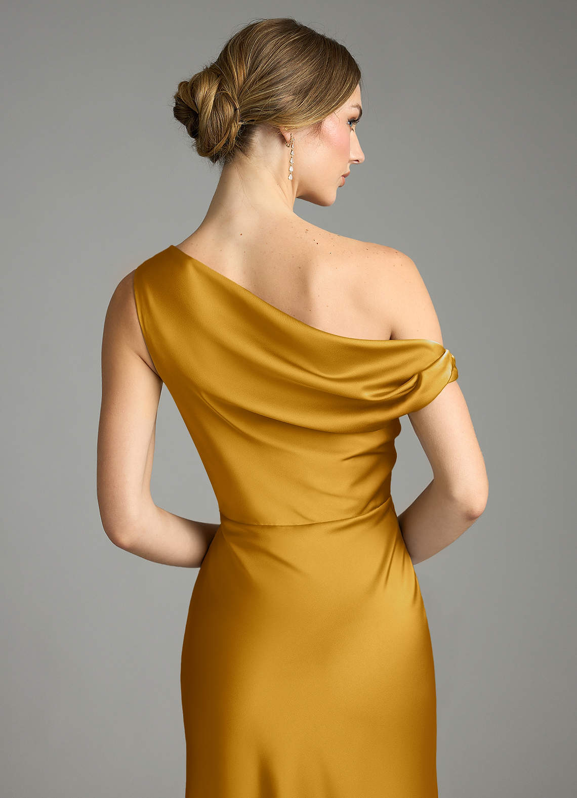 Azazie Emerson Brudepigekjoler Havfrue Off-Shoulder Stræk satin Gulv-længde Kjole image6
