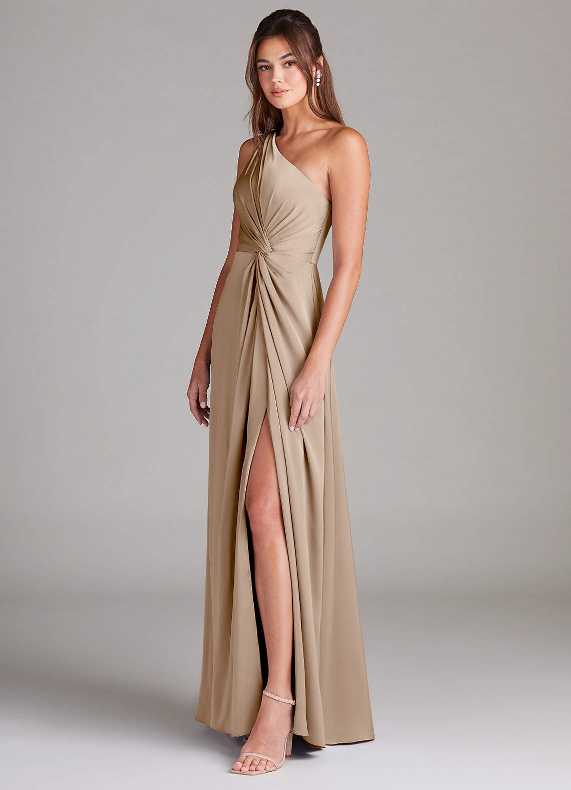 Azazie Brooke Vestidos de damas de honor Vestido de Gris Pardo de Satén Elástico de Corte en A con Hombro unilateral image5
