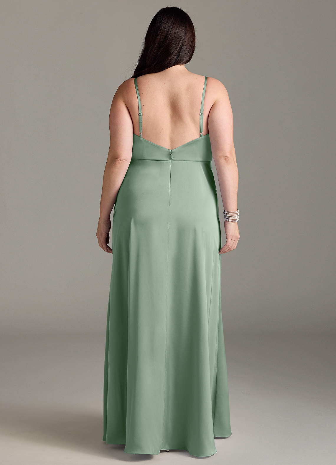 Azazie Brielle Robes de demoiselle d'honneur Robe Trapèze en Satin extensible Bretelles spaghetti Matcha image6