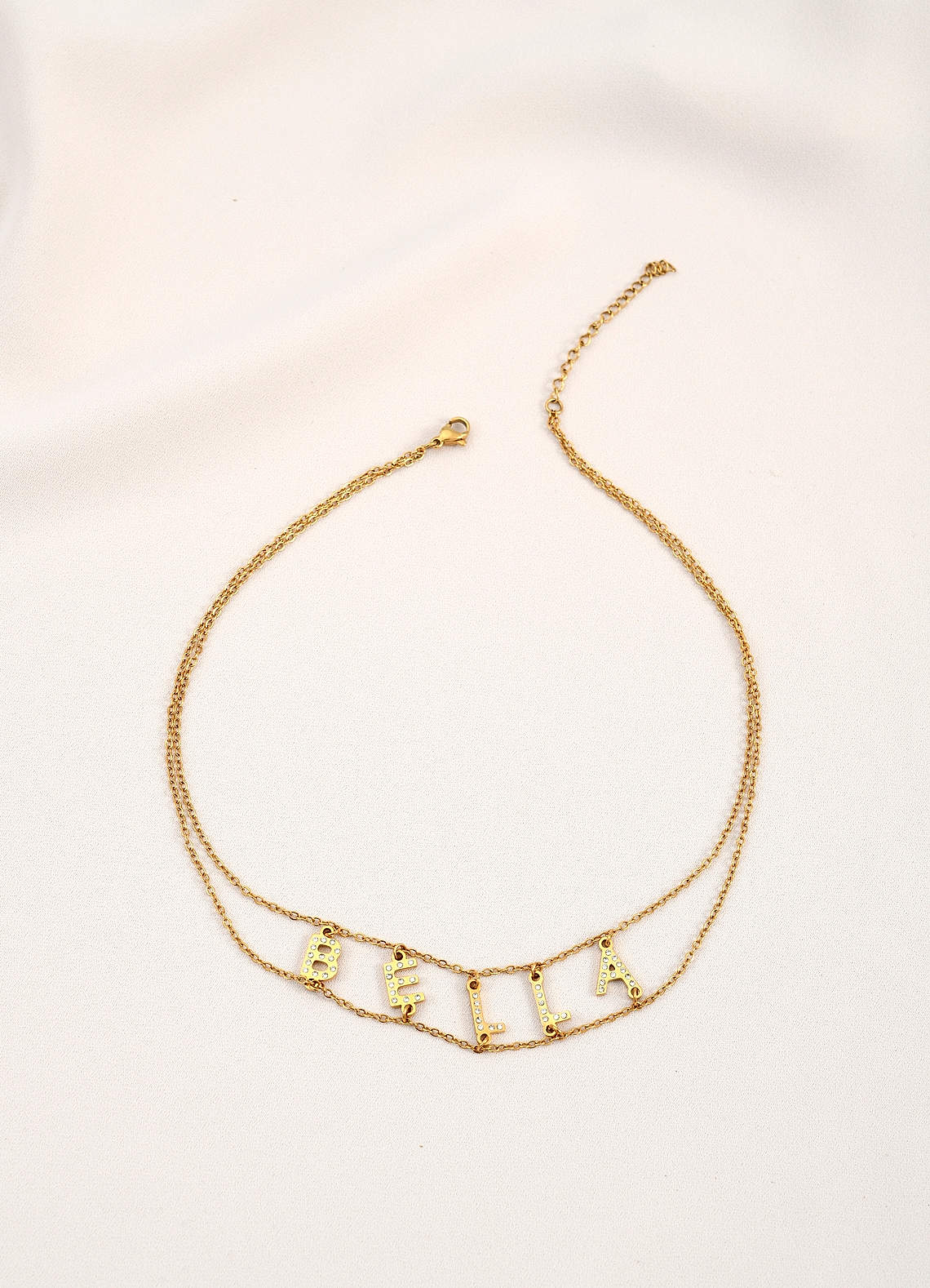 front Collana girocollo con nome personalizzato