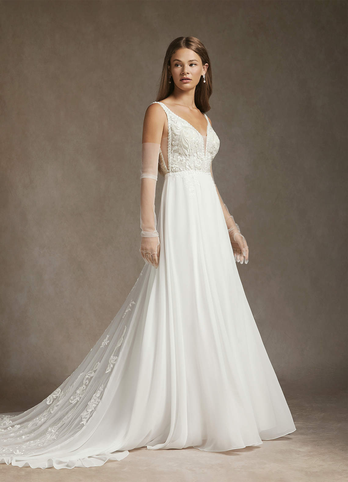 Azazie Cerelia Abiti da Sposa Abito A-Line in Chiffon Lustrini Diamante Bianco Nudo image1