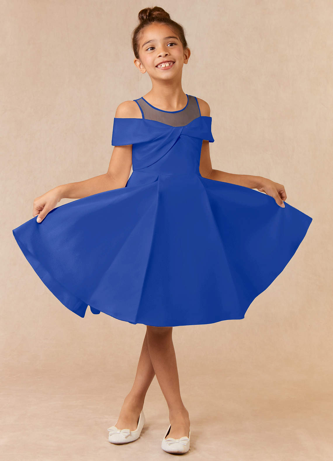 Azazie Shirin Robe Demoiselle D'honneur Fillette Robe Trapèze en Mat Satiné Épaule décolletée Bleu Roi image1