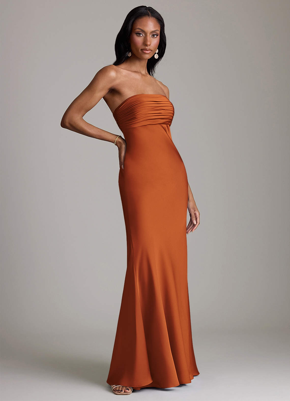 Azazie Saylor Klänningar att prova hemma Klä av Sjöjungfru i Stretch Satin Axelbandslös Agave image3