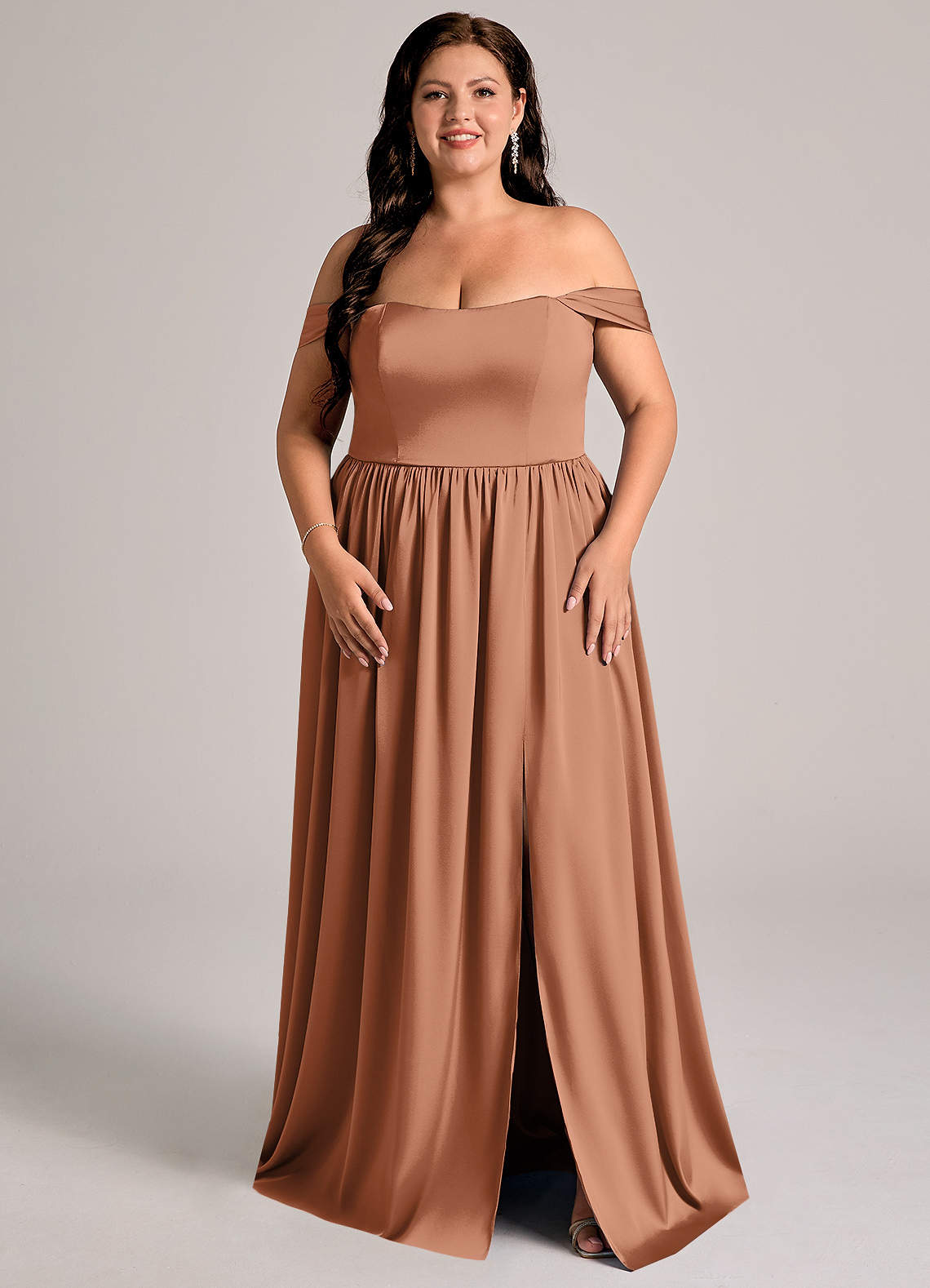 Azazie Calianna Abiti da Damigella Abito Convertibile A-Line in Raso Elasticizzato a Spalla Scoperta Bronzo image1
