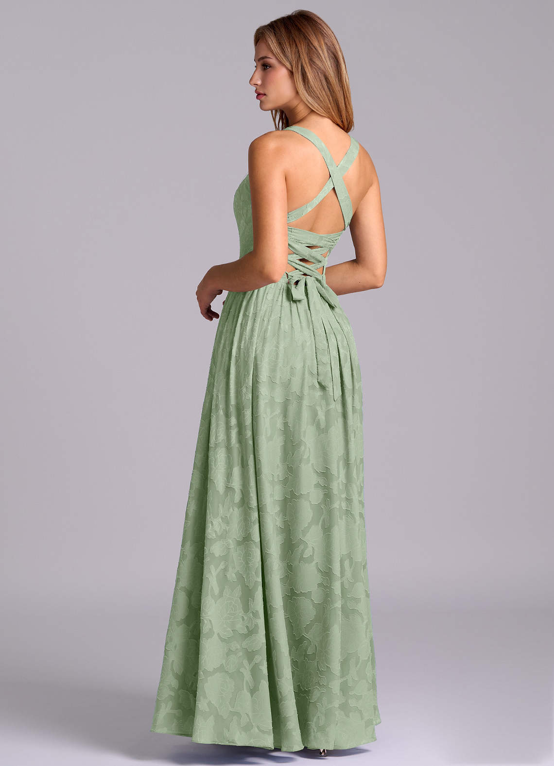 Azazie Francis Robes de demoiselle d'honneur Robe Trapèze en Blumen-Burnout Corset Vert Sauge image1