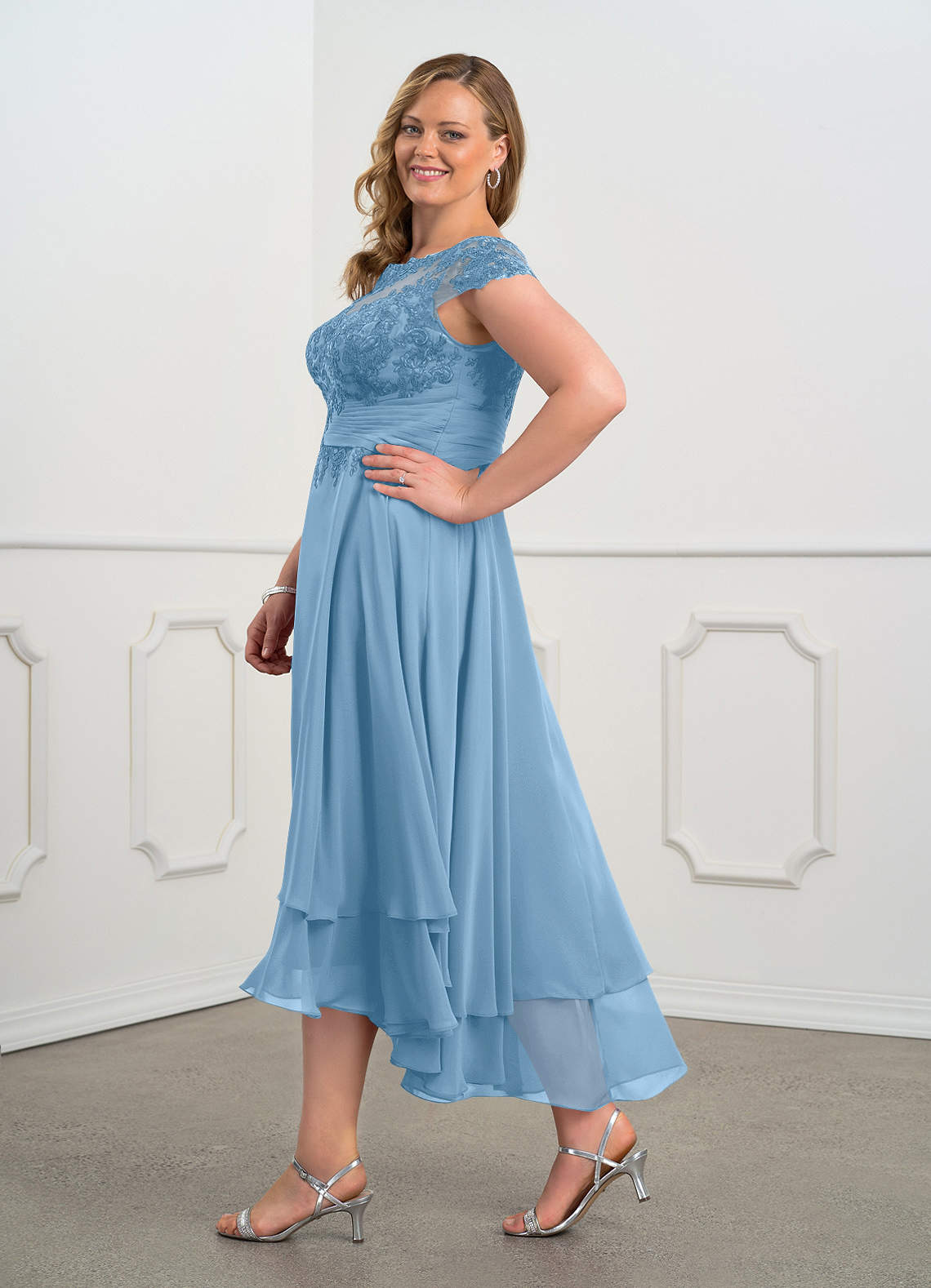 choucho ドレス 2024ss light blue サイズ38 Azazie Shonda Steel Blue Lace Chiffon Dress | Azazie