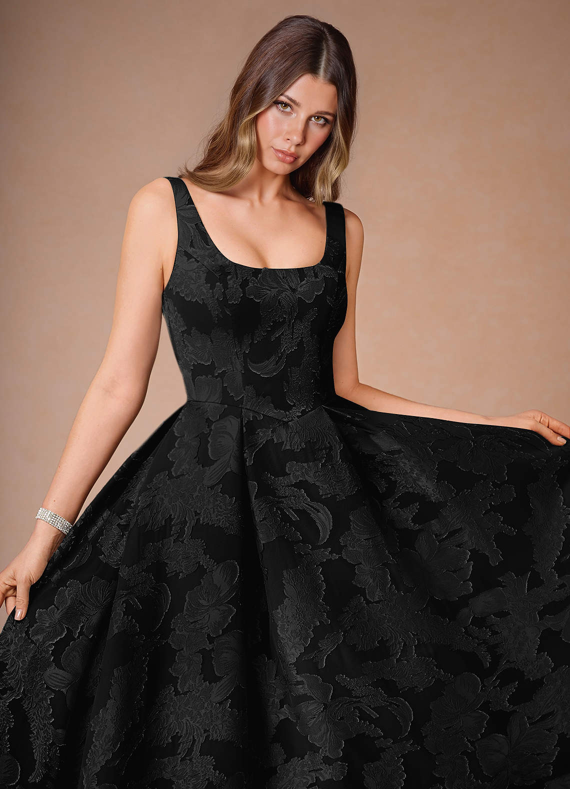 black arabesque floral pleated midi dress FARM RIO Arabesque Floral Pleated Midi Dress Women's Size S Black