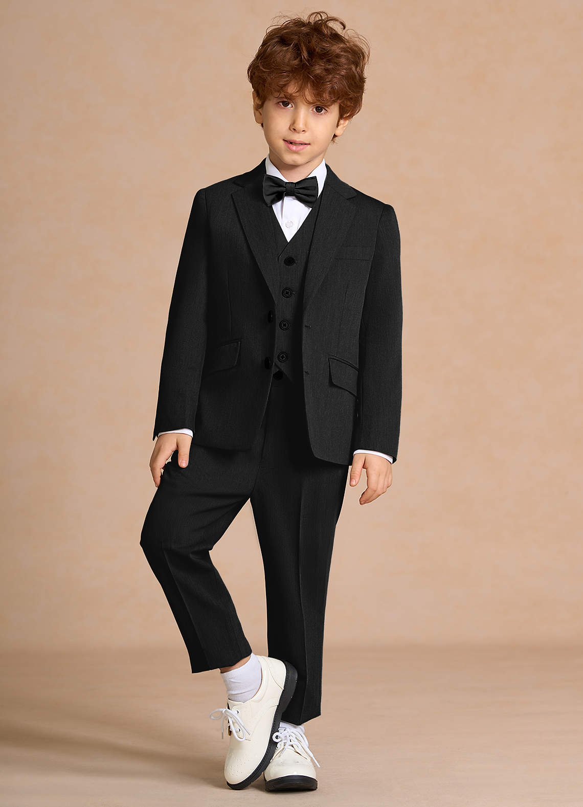 front Oliver Black Boys 5-Piece Suit With Bow Tie