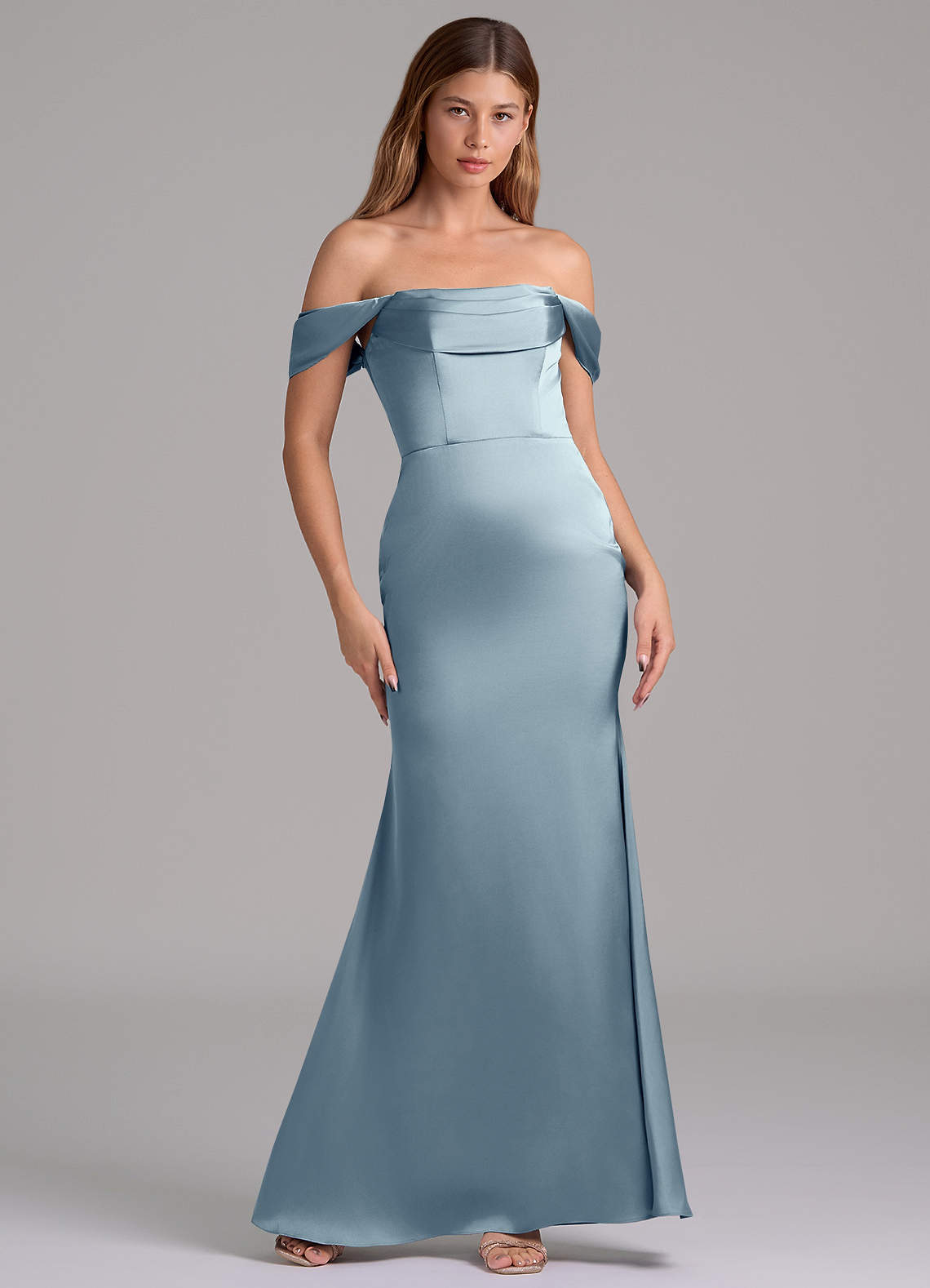 Azazie Miley Vestidos de madrinha de casamento Vestido Azul Empoeirado de Cetim elástico de sereia com Fora do ombro image5