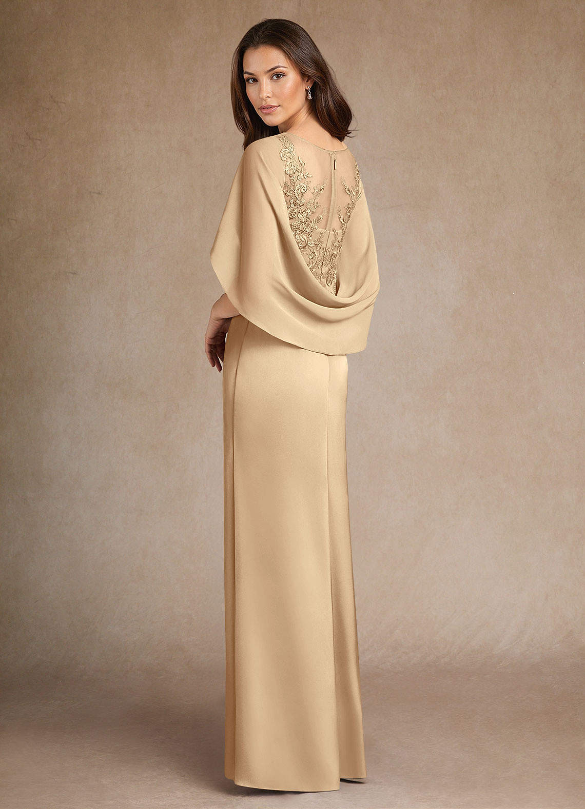 Azazie Hera Mère de la mariée Robes Robe Trapèze en Satin extensible Dentelle Champagne image2