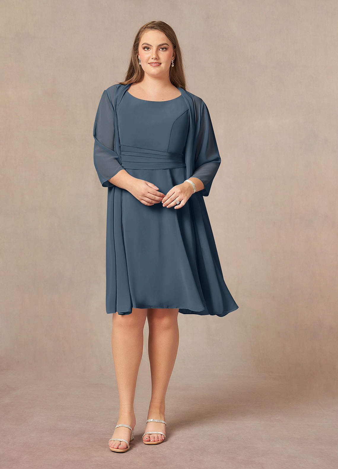 Azazie Shirley Mère de la mariée Robes Robe Trapèze en Mousseline de soie Plissé Scoop Neptune image1