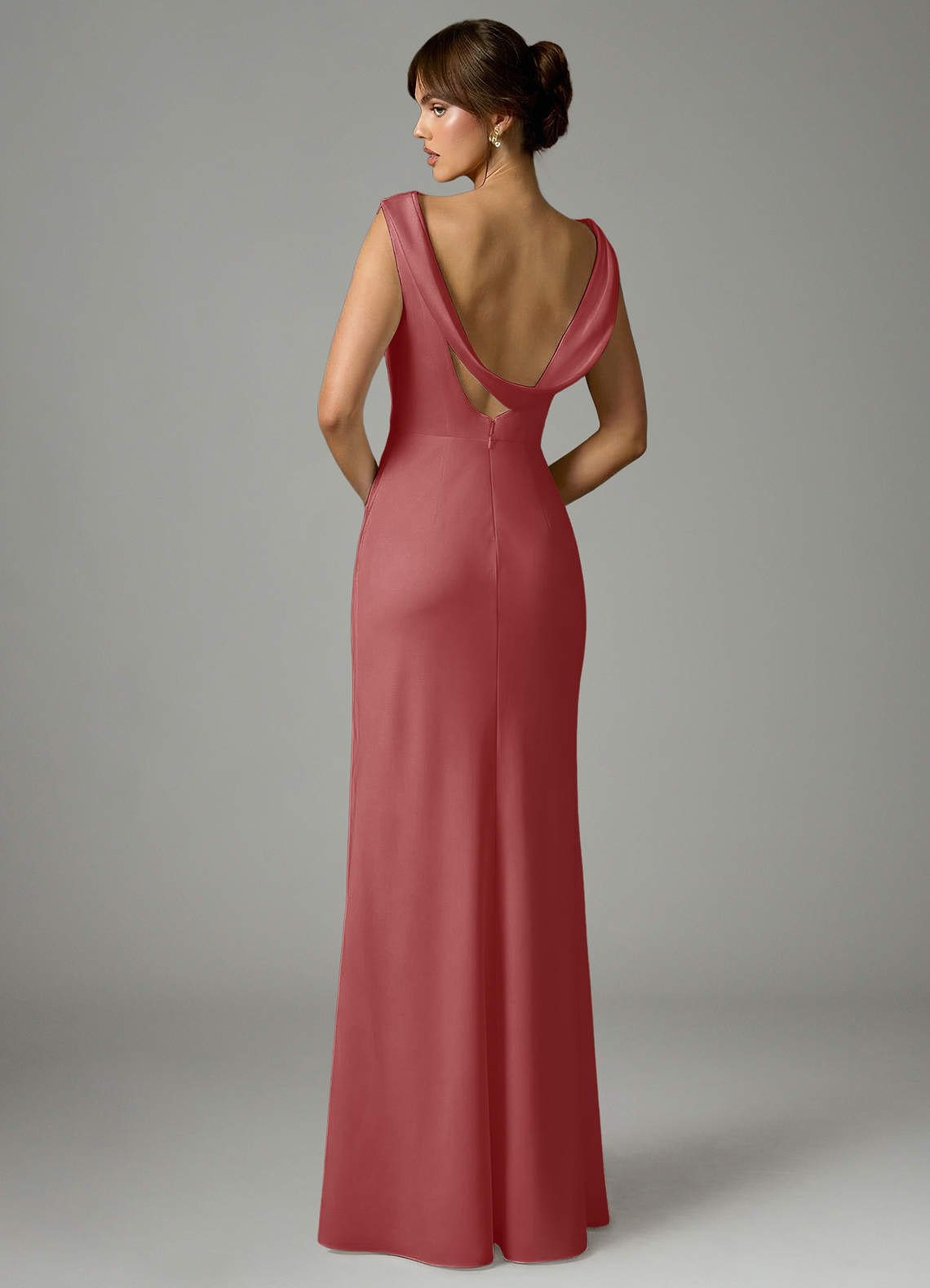 Azazie Kieryn Robes de demoiselle d'honneur Robe Sirène en Satin extensible Plissée Antique Rose image4