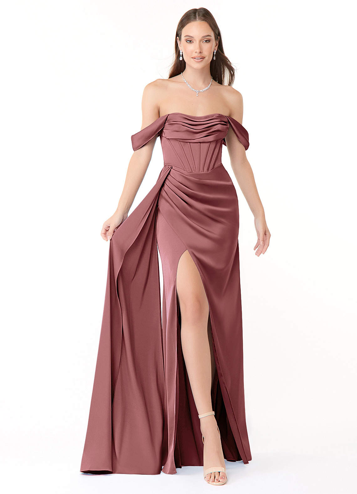 Azazie Amyra Vestidos de damas de honor Vestido de Amatista de Satén Elástico de Corte Recto Convertible con Vestidos sin tirantes image1
