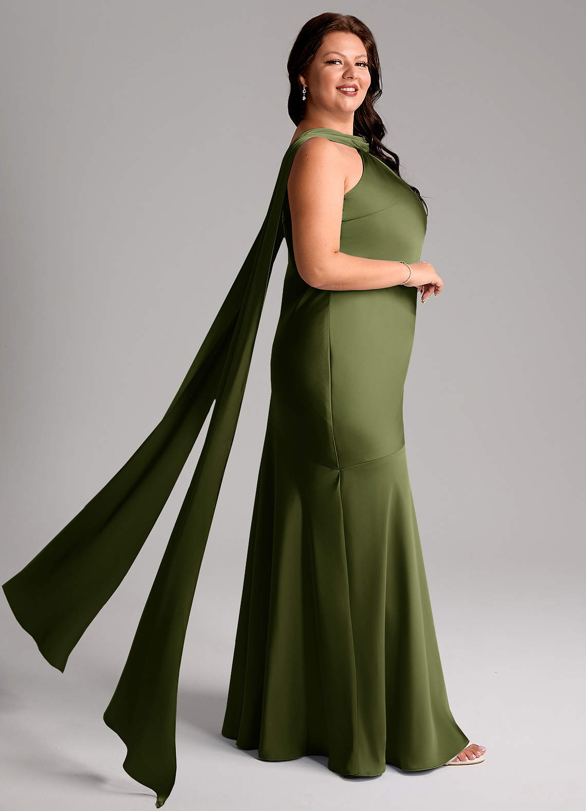 Azazie Kinsley Jurken voor bruidsmeisjes Jurk van Stretch Satijn met Zeemeermin Zijsplit Olijf image8