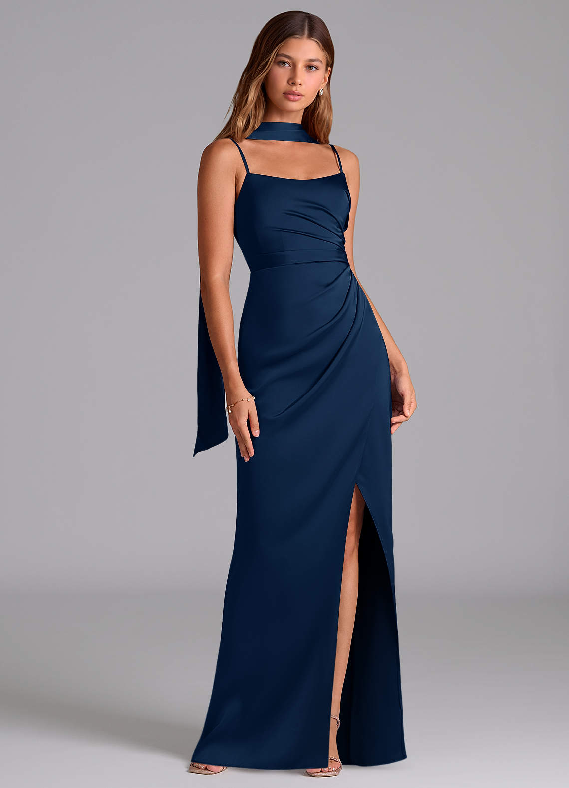 Azazie Calandra Brudtärnklänningar Klä av A-Linje i Stretch Satin Plisserad Mörk Marinblå image1