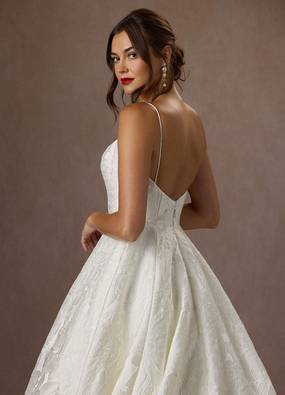 Azazie Astoria Vestidos de noiva Vestir Branco Antigo de Jacquard Floral de Vestido de baile com com bolsos image6