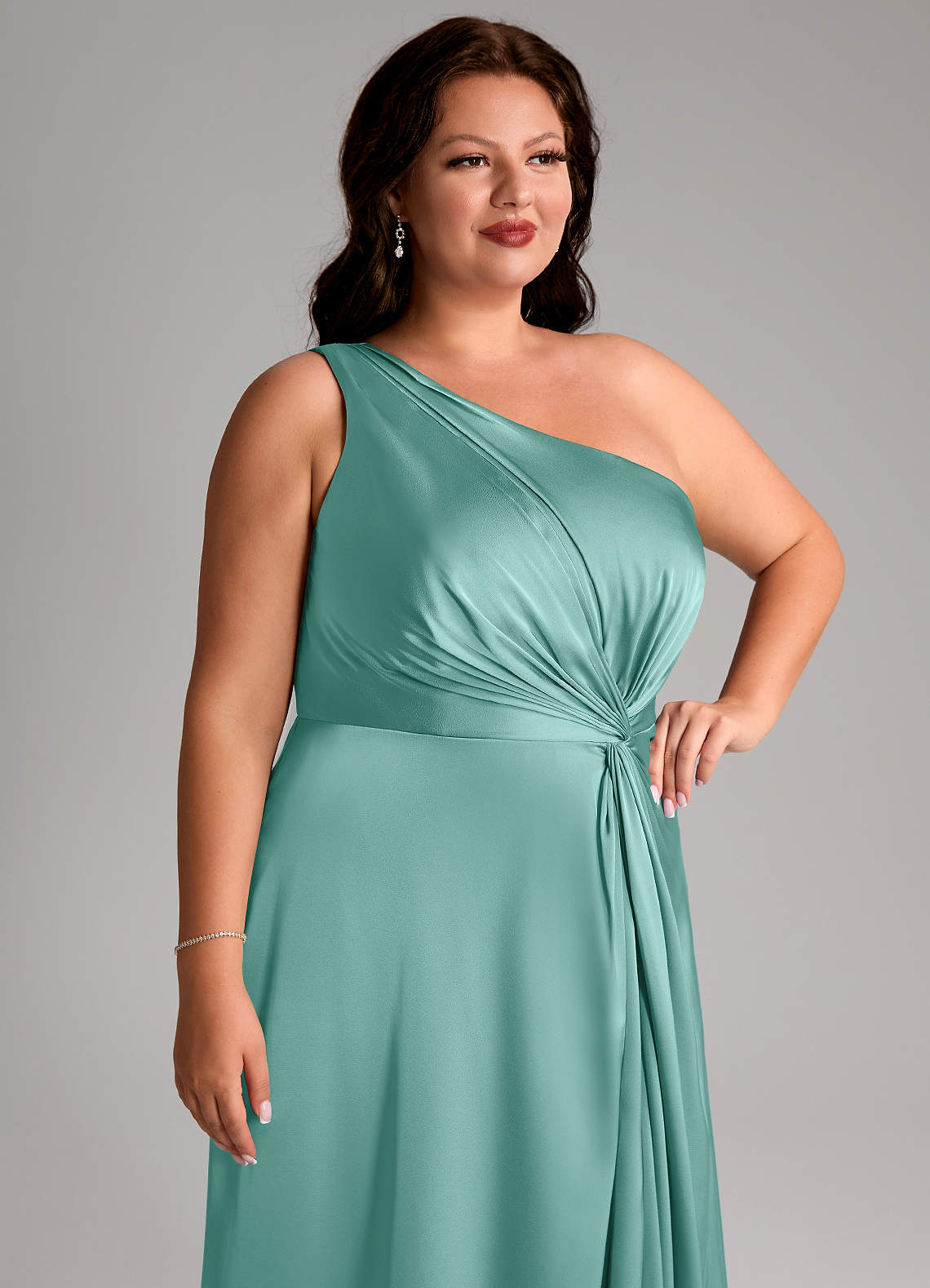 Azazie Brooke Vestidos de damas de honor Vestido de Aqua de Satén Elástico de Corte en A con Hombro unilateral image12