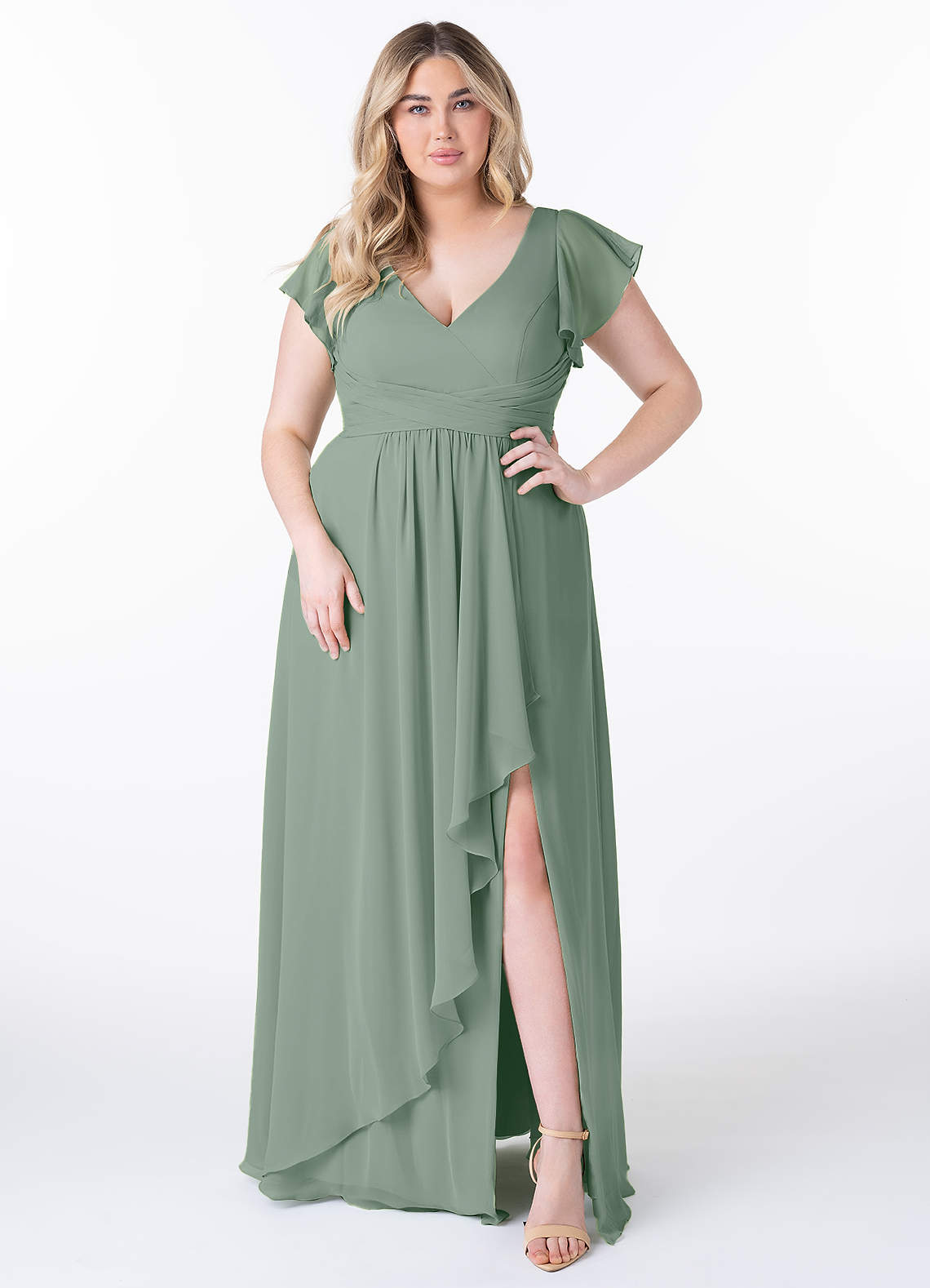 Azazie Omari Robes de demoiselle d'honneur Robe Trapèze en Mousseline de soie Sauge D'argent image1