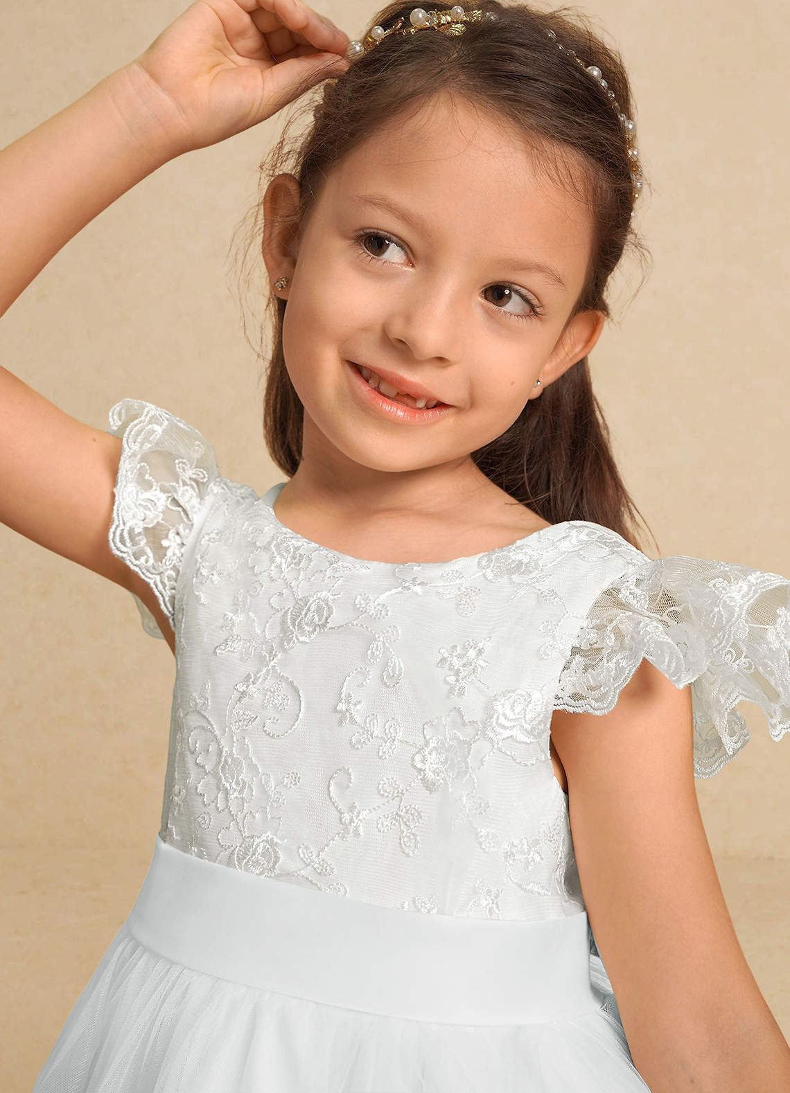 Azazie Vetty Flower Girl Dresses Diamond White A-Line Lace Tulle Dress image7