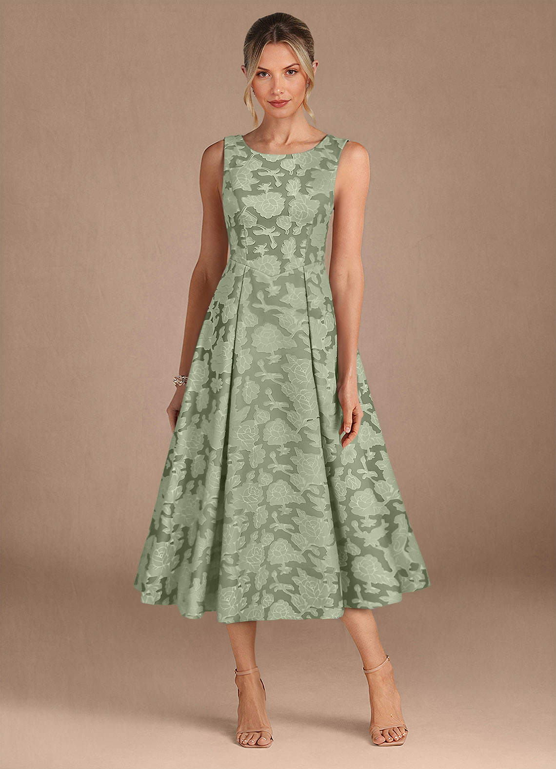 Azazie Fulton vestidos de madre de la novia Vestido de Agave de Devorado Floral de Corte En A con Plisado image4