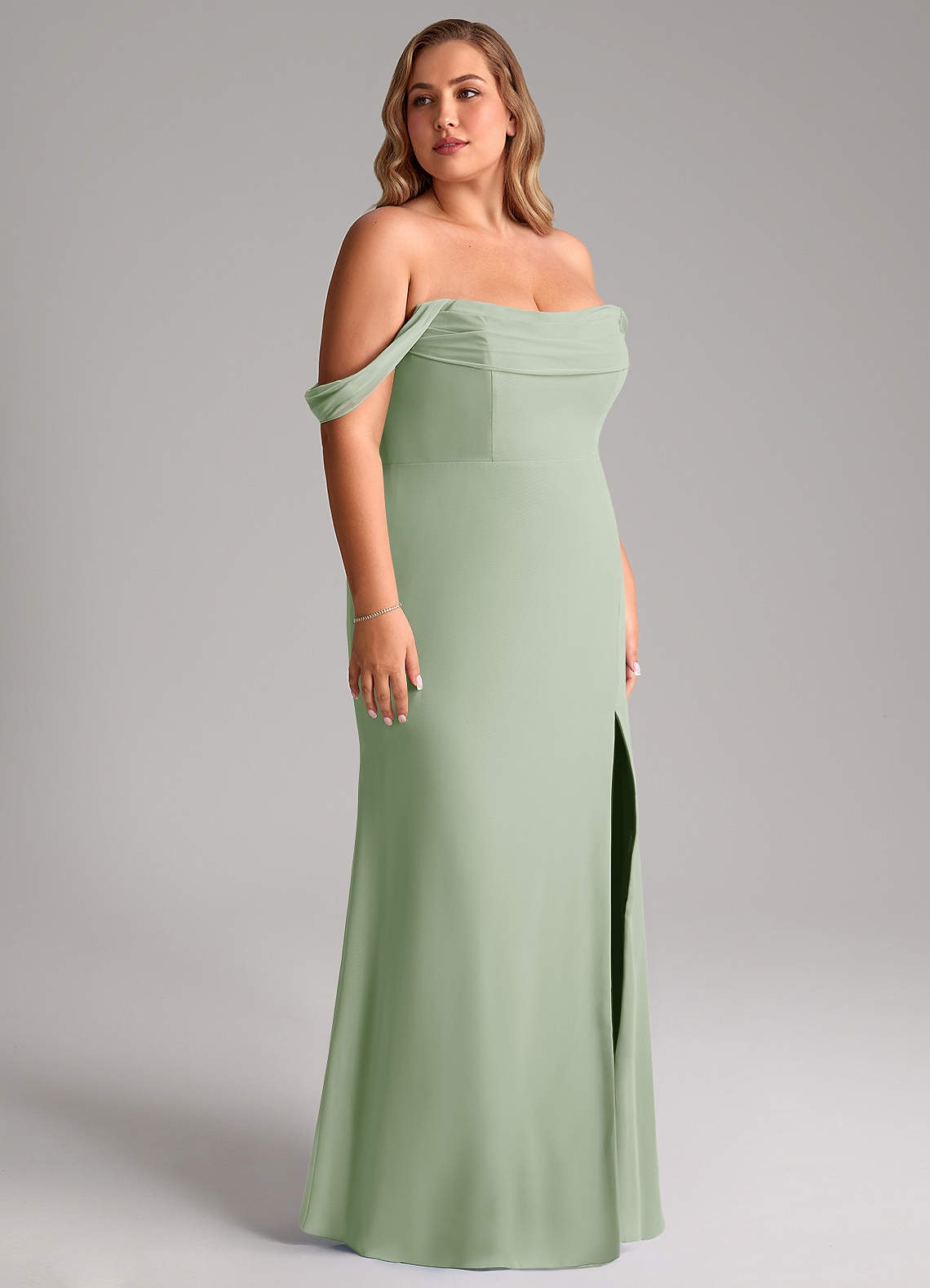 Azazie Saige Vestidos de damas de honor Vestido de Salvia Polvorienta de Gasa de Corte en A Convertible con Vestidos sin tirantes image11