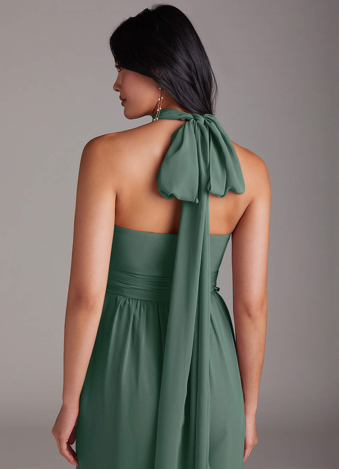 Azazie Lamara Essayer des robes à la maison Combinaison Convertible en Mousseline de soie Épaule décolletée Bleu Poussiéreux image9