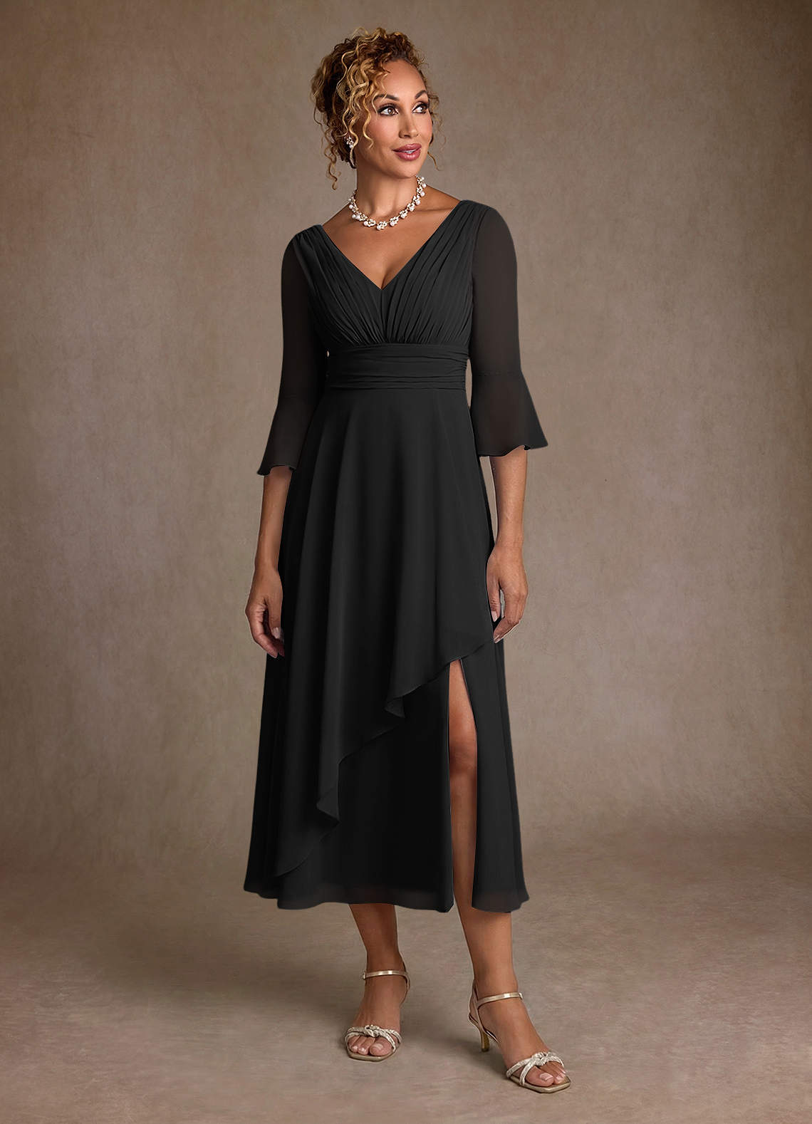 Azazie Aerynne Vestidos para mãe da noiva Vestido Preto de Chiffon de Linha A com Plissado image3