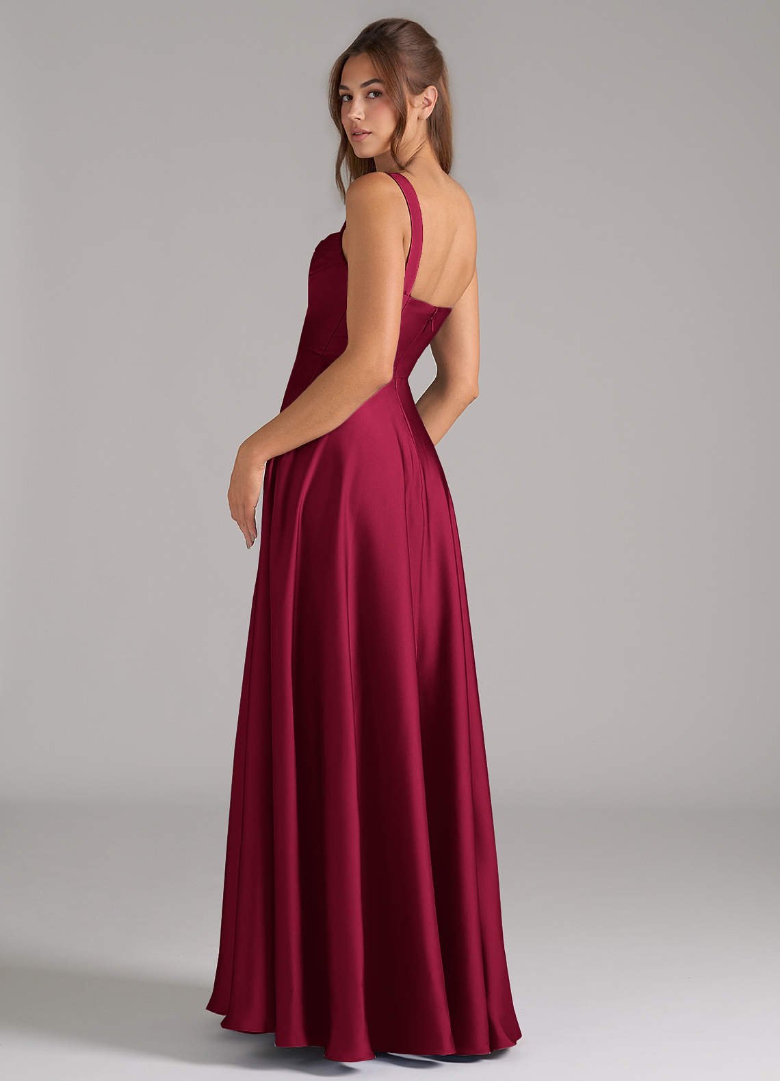 Azazie Shaude Robes de demoiselle d'honneur Robe Trapèze en Satin extensible Plissée Bourgogne image6