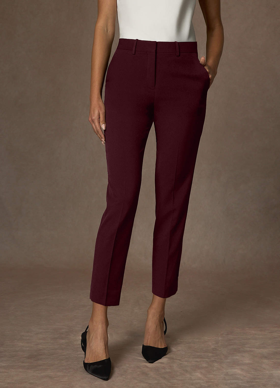 front Whitney Cabernet Gestructureerde stretch cropped dressbroek