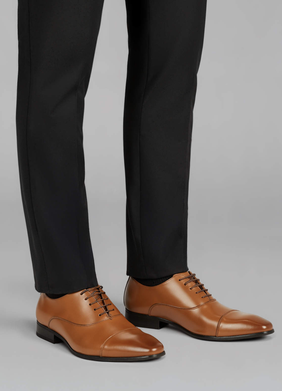 front Men's Leather Cap Toe Oxfords