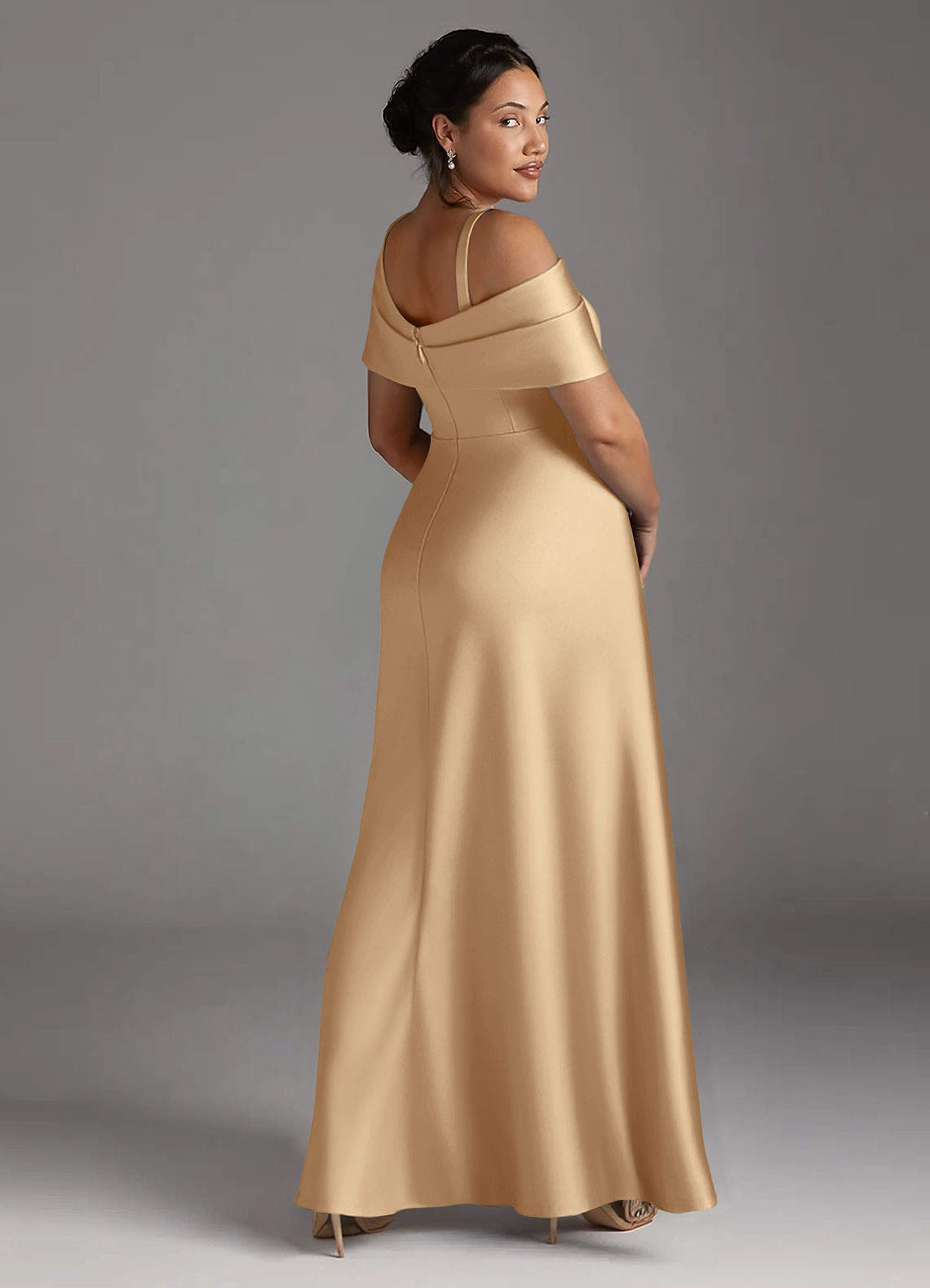 Azazie Milton Mère de la mariée Robes Robe Trapèze en Satin extensible Plissée Champagne image11