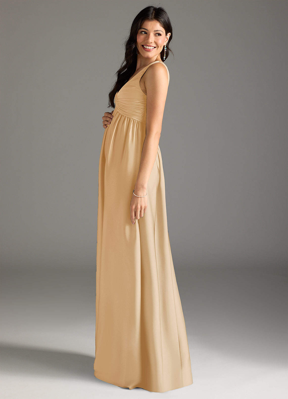 Azazie Yetta vestidos de dama de honor de maternidad Vestido de Corte en A Plisado Hasta el suelo Satén Elástico image3