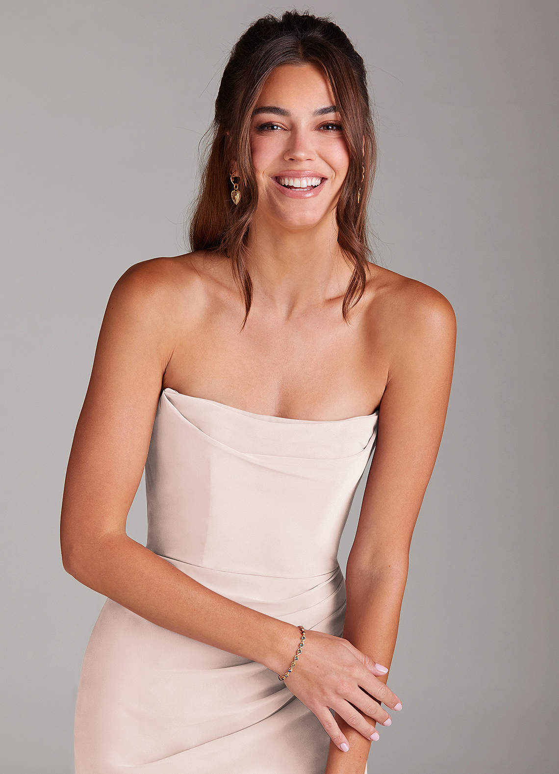 Azazie Leonis Vestidos de madrinha de casamento Vestir Pétala De Rosa de Chiffon de Bainha com Sem alças image5