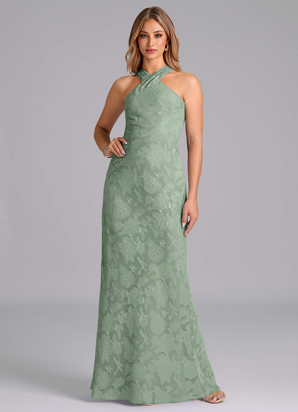 Azazie Doretta Robes de demoiselle d'honneur Robe Sirène en Blumen-Burnout Plissée Matcha image1