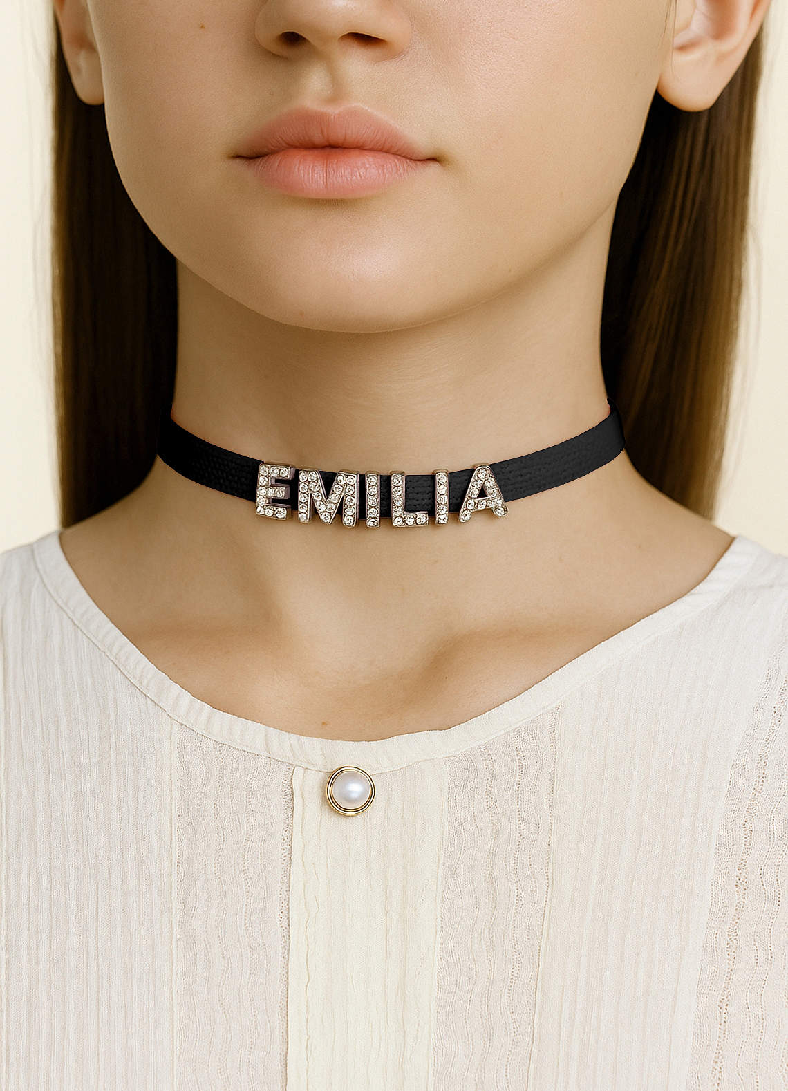 front Collier ras du cou en cuir avec nom personnalisé