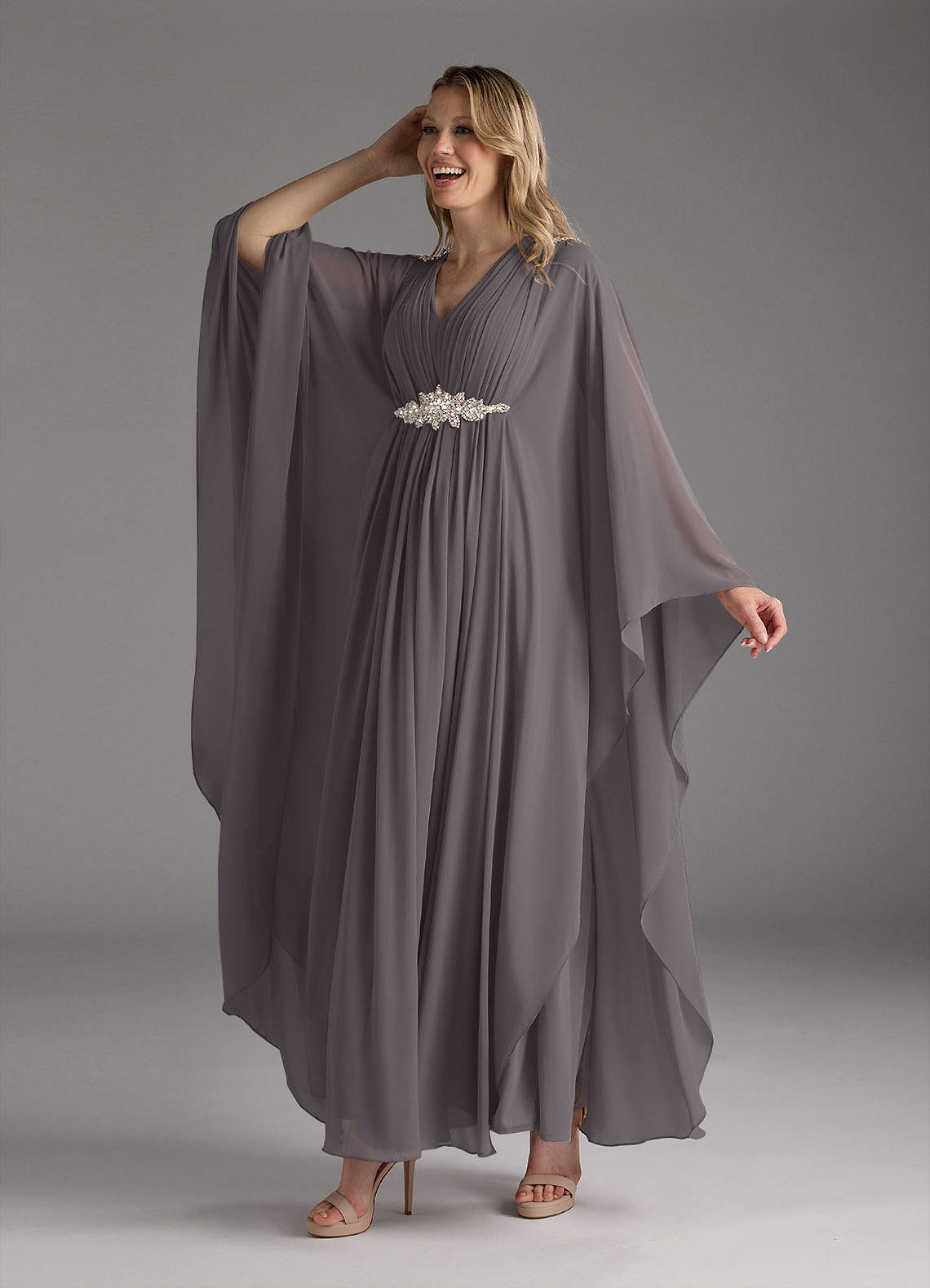 Azazie Drew vestidos de madre de la novia Vestido de Gris Acero de Gasa de Corte En A con Plisado image1