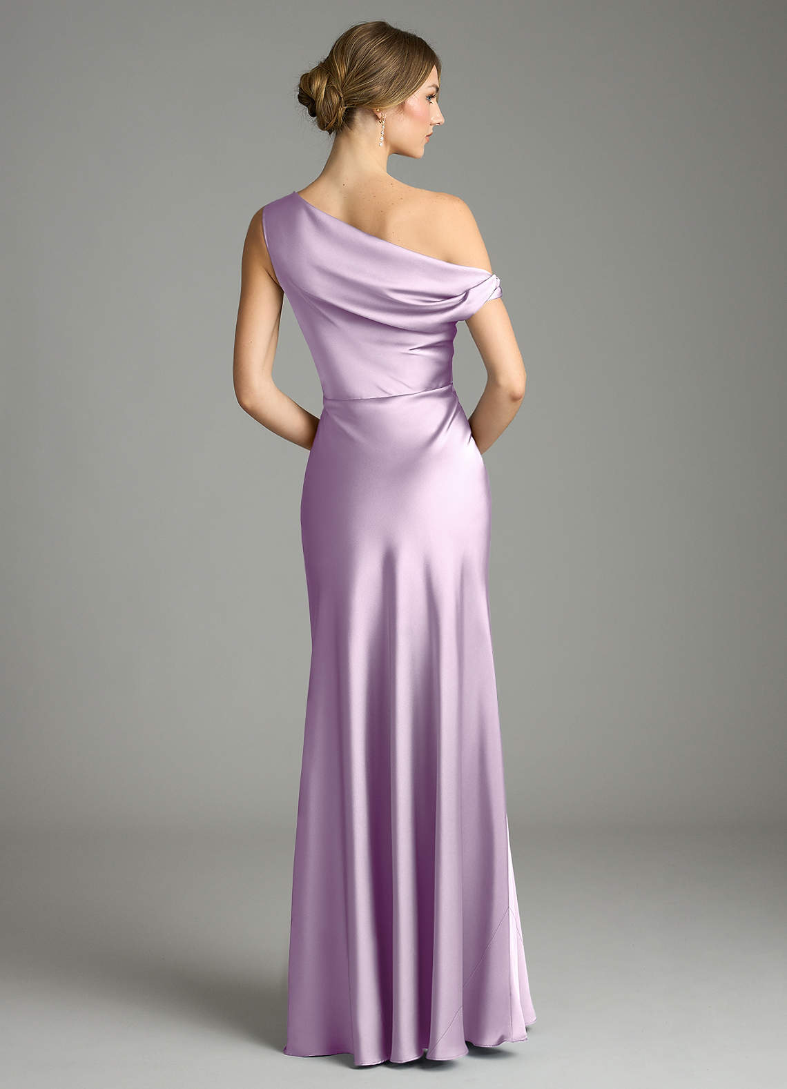 Azazie Emerson Brudepigekjoler Havfrue Off-Shoulder Stræk satin Gulv-længde Kjole image2