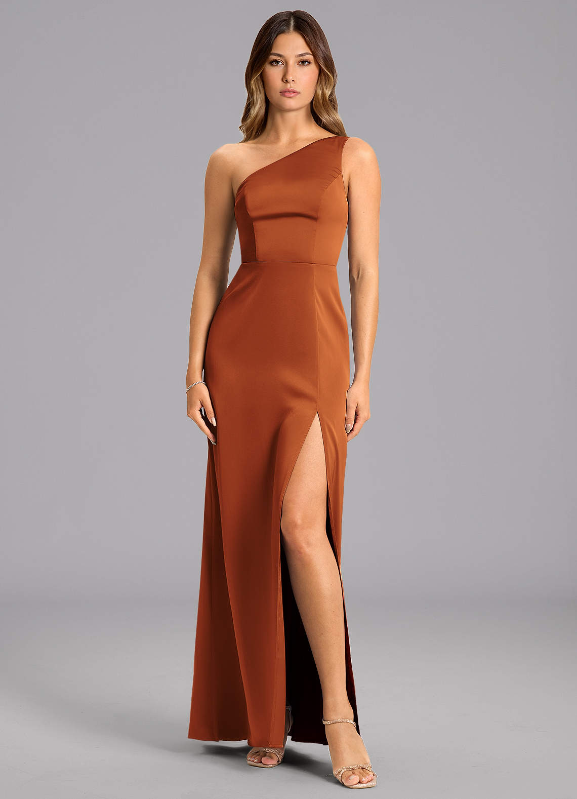 Azazie Phaedra Jurken voor bruidsmeisjes Jurk van Stretch Satijn met A-Lijn One-Shoulder Kaneel image1