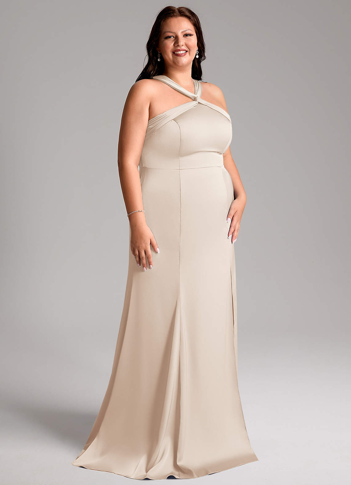 Azazie Rue Vestidos de damas de honor Vestido de Alabastro Blanco de Satén Elástico de Corte Sirena con Plisado image11