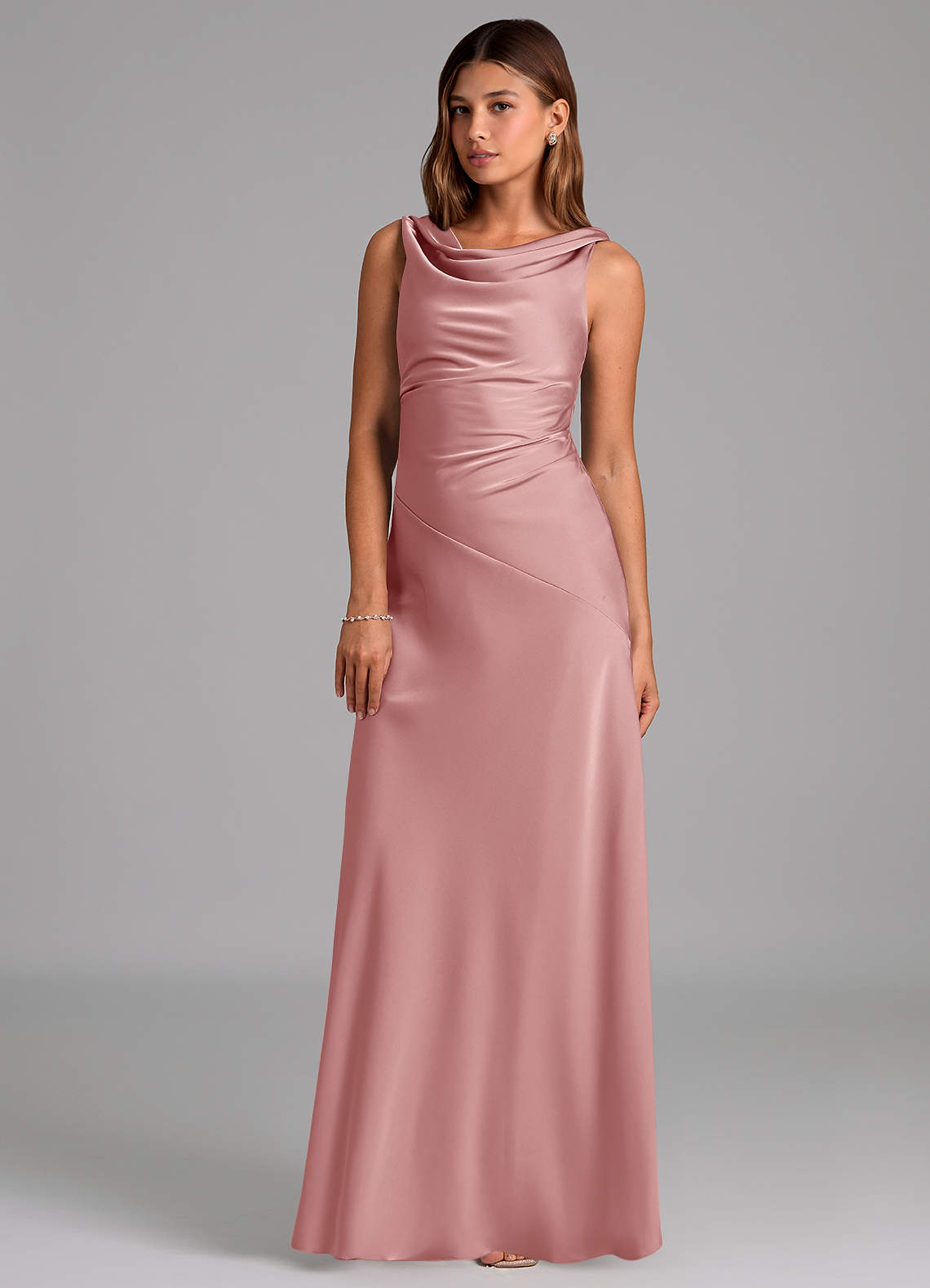 Azazie Nerine Vestidos de damas de honor Vestido de Rosa Polvorienta de Satén Elástico de Corte en A con Plisado image1