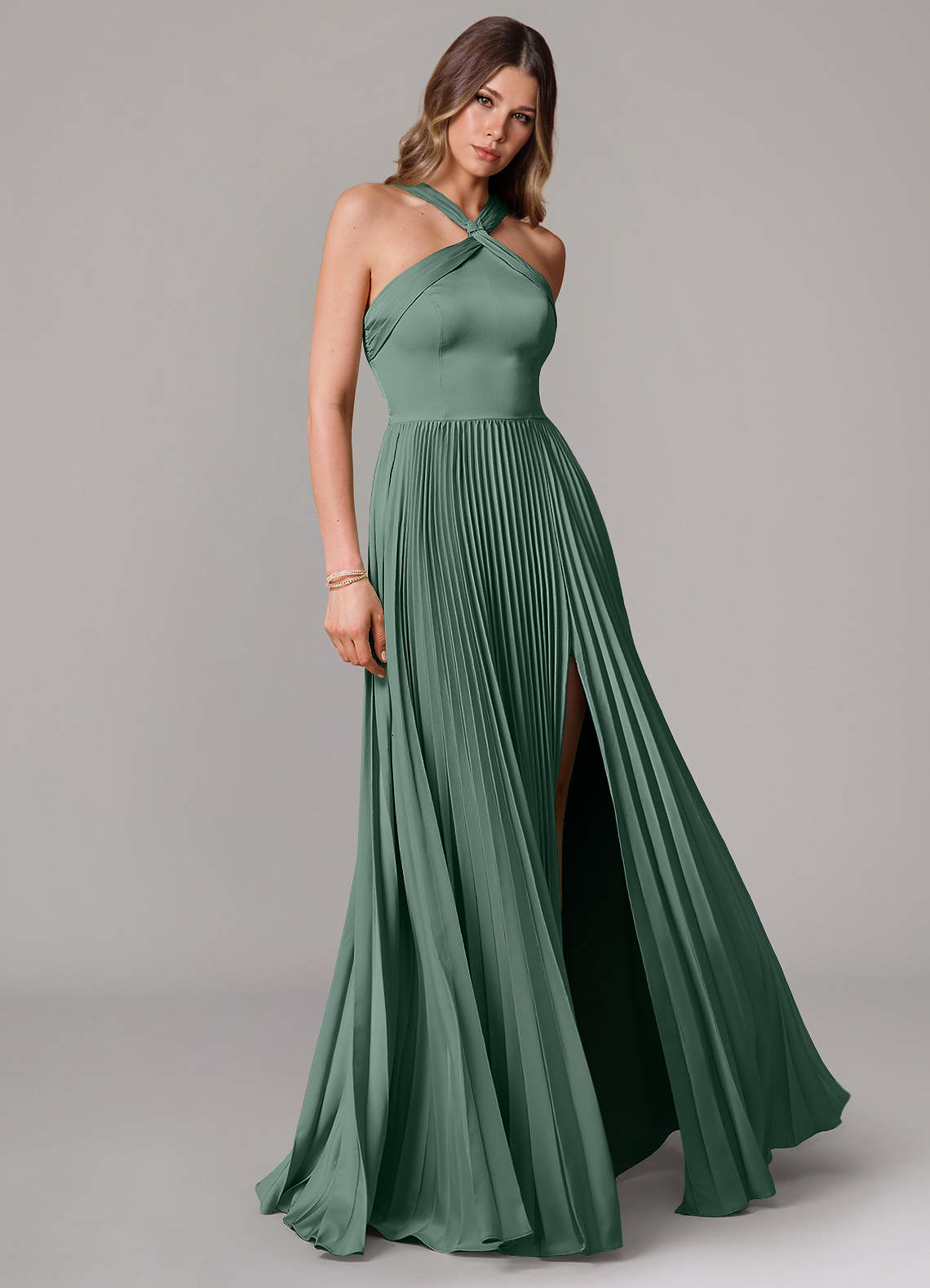 Azazie Afra Vestidos de damas de honor Vestido de Eucalipto de Satén Elástico de Corte en A con Plisado image1