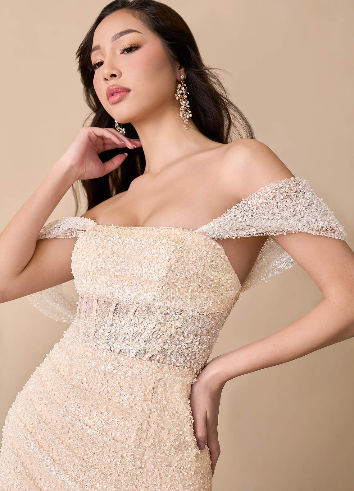 Azazie Eos Vestidos de noiva Vestir Diamante Branco Rosa Inglesa de Miçangas de sereia com Fora do ombro image5