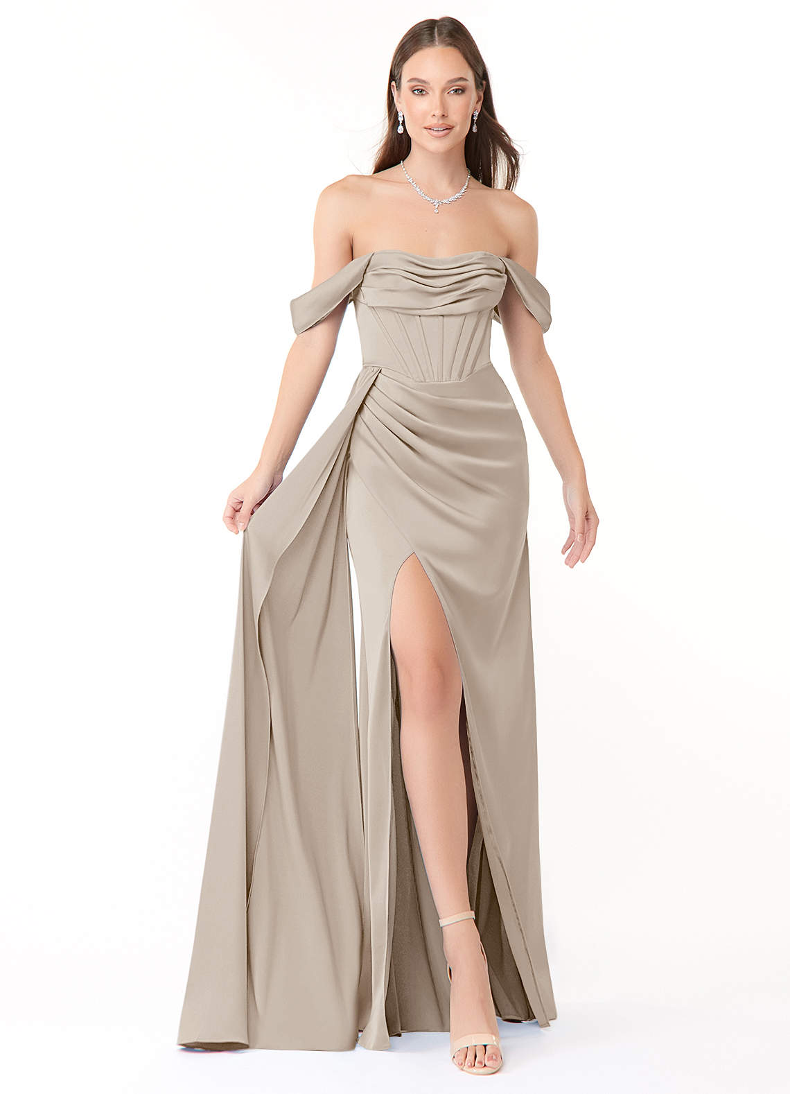 Azazie Amyra Vestidos de damas de honor Vestido de Escarcha de Satén Elástico de Corte Sirena Convertible con Vestidos sin tirantes image1