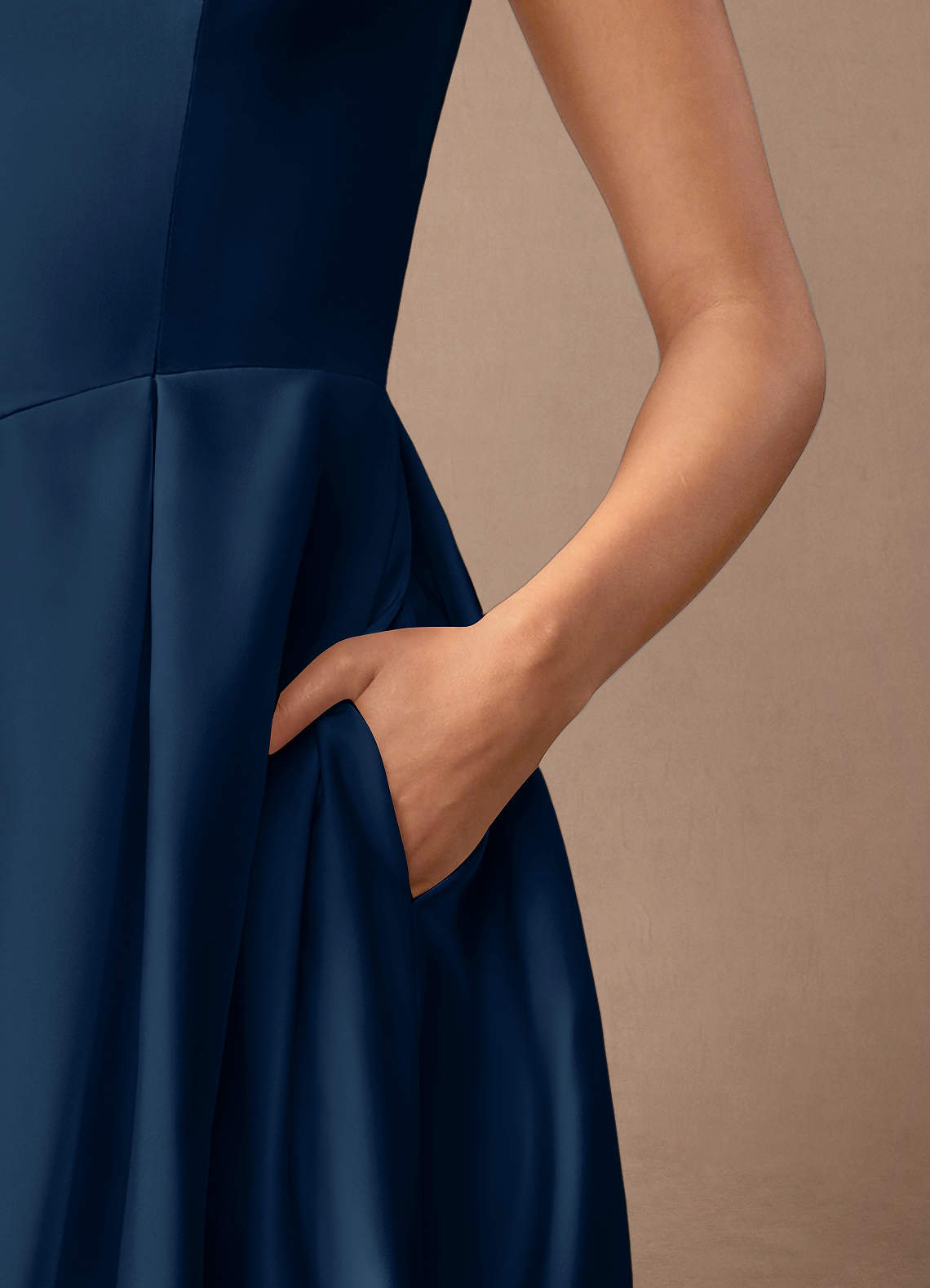 Azazie Fulton Abiti per la Madre della Sposa Abito A-Line in Raso Elasticizzato Plissettato Marino Scuro image6