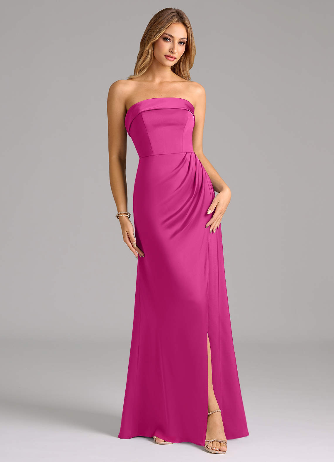 Azazie Aretha Robes de demoiselle d'honneur Robe Trapèze Convertible en Satin extensible Sans bretelle Fuchsia image1