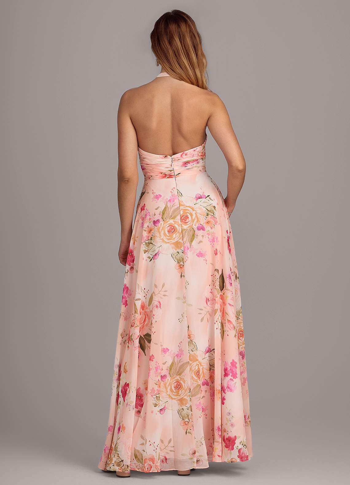Azazie Tessie Vestidos de damas de honor Vestido de Ramo Abstracto Floral de Gasa de Corte en A con Cuello en V plisado image1