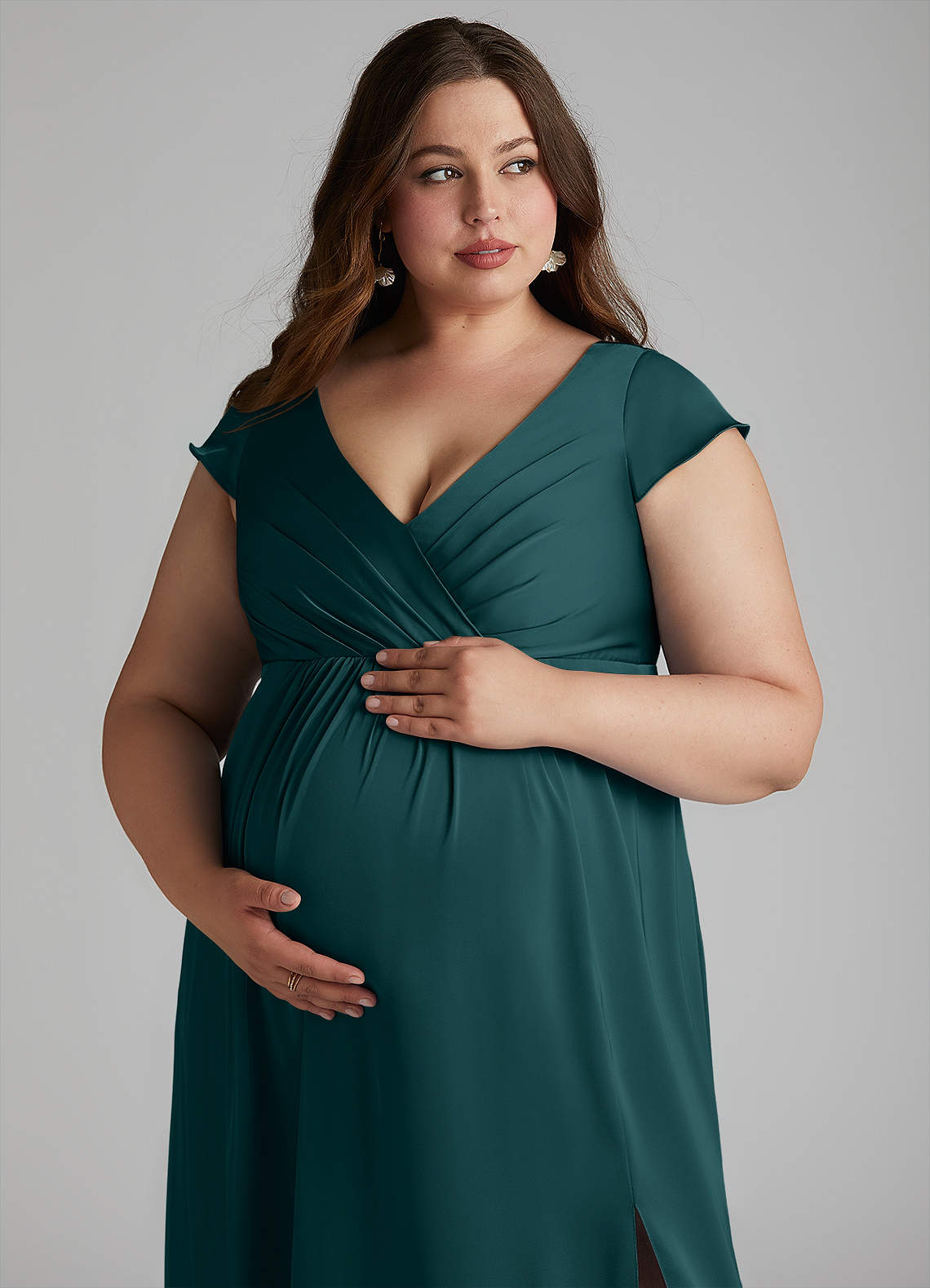 Azazie Allessia vestidos de dama de honor de maternidad Vestido de Corte en A Plisado Hasta el suelo Satén Elástico image12