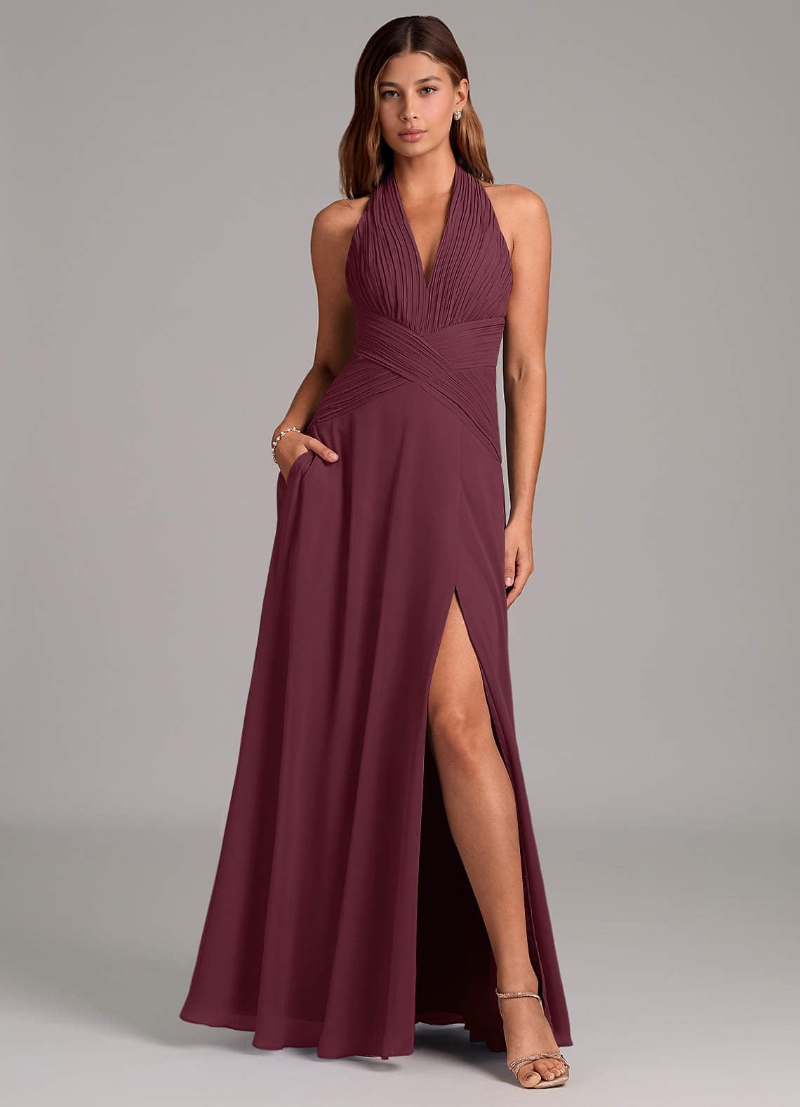 Azazie Elizabeth Abiti da Damigella Abito A-Line in Chiffon Plissettato Cabernet image1