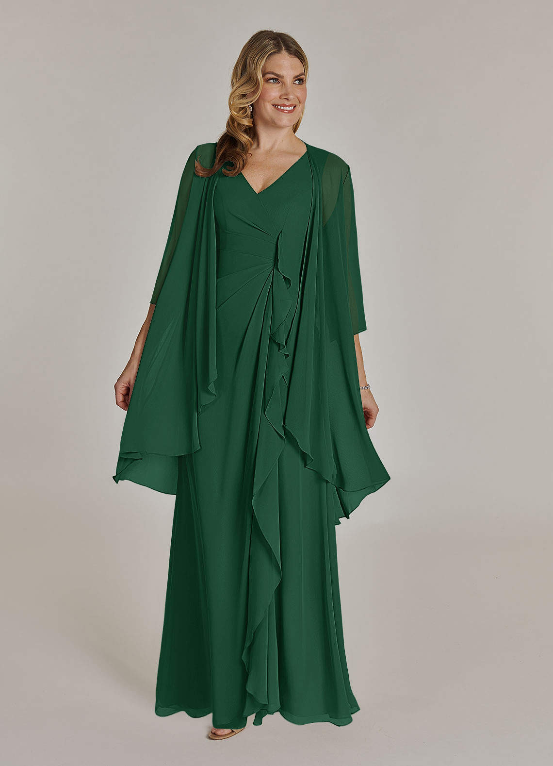 Azazie Manuella vestidos de madre de la novia Vestido de Verde Oscuro de Gasa de Corte En A con Cuello en V plisado image1